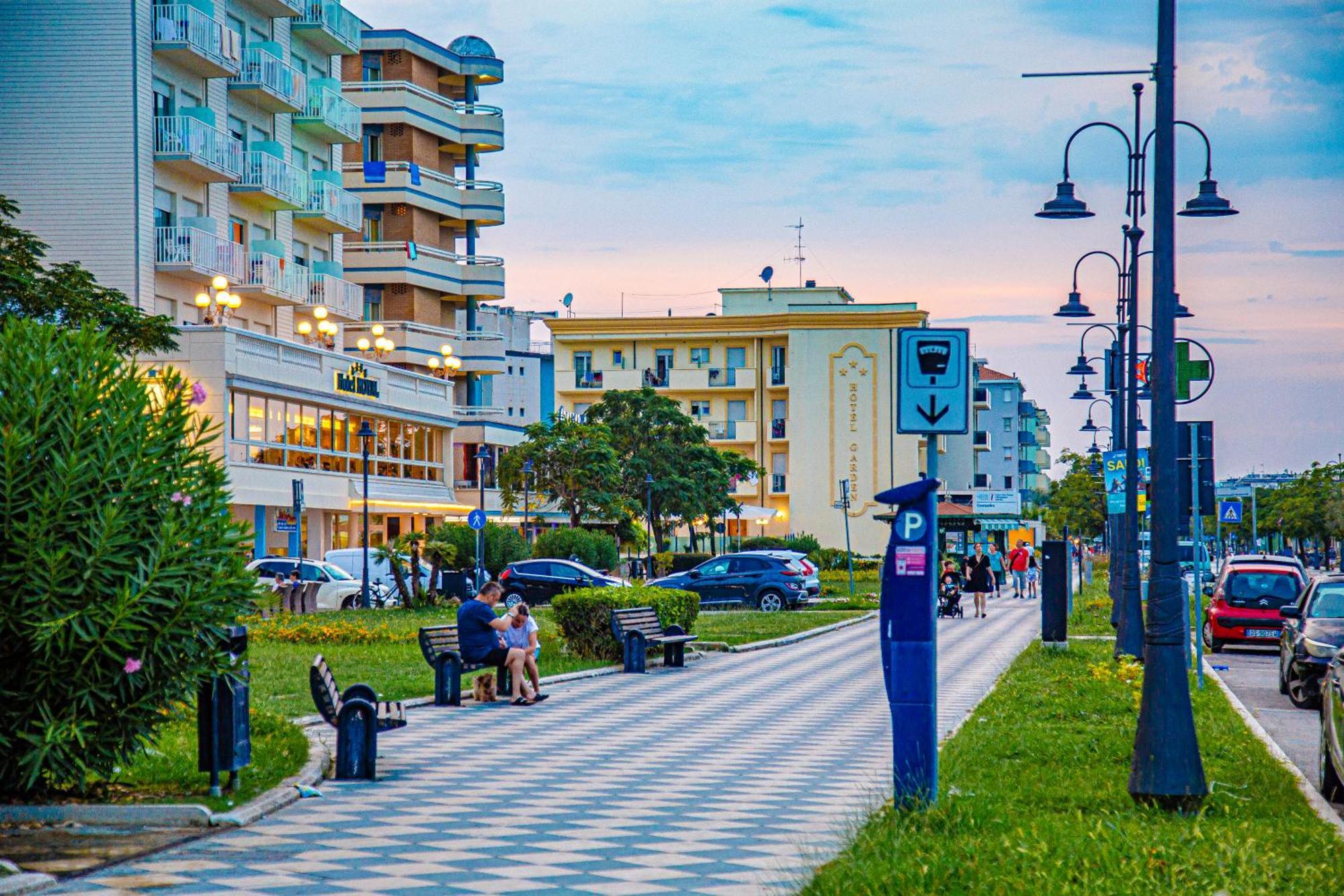 Hotel Luca Valverde  Eksteriør bilde